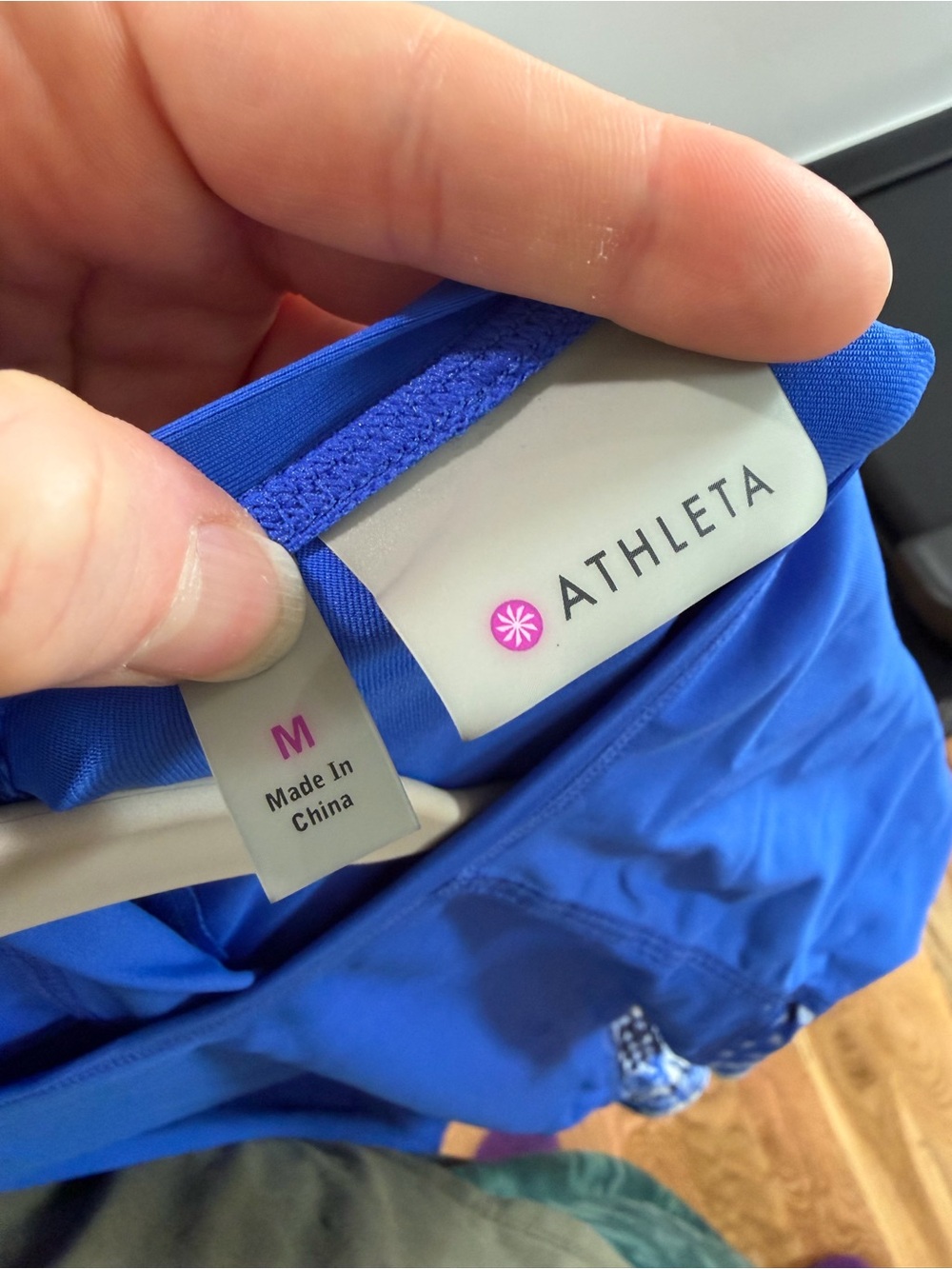 Athleta Long-Sleeve Rash Guard Swim Top - Picture 3 of 5